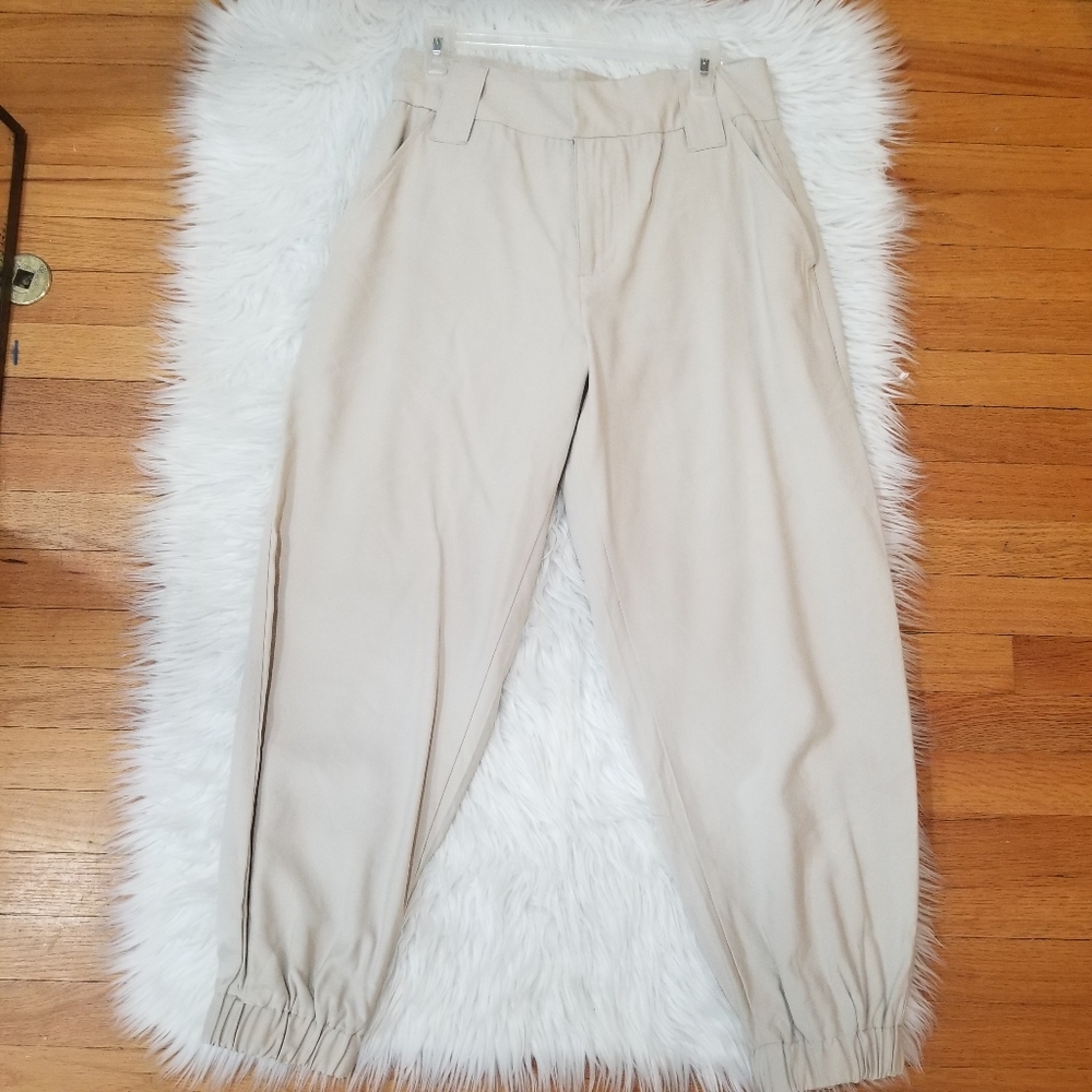 FOREVER 21 New!! High Waist Beige Cream Pants Size L.
